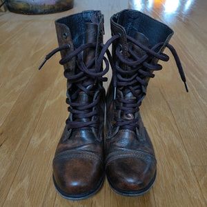 Steve Madden boots Sz 8